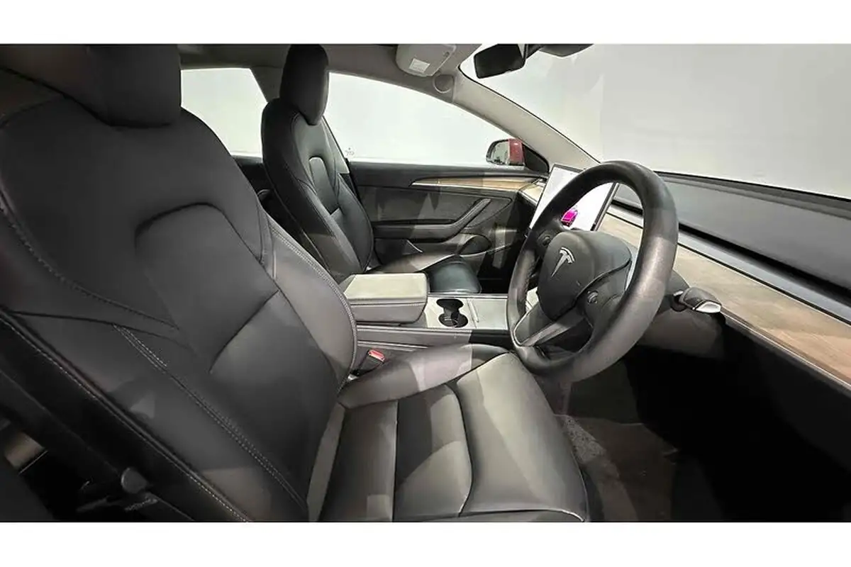 2021-tesla-model-3-e-standard-plus-big-28