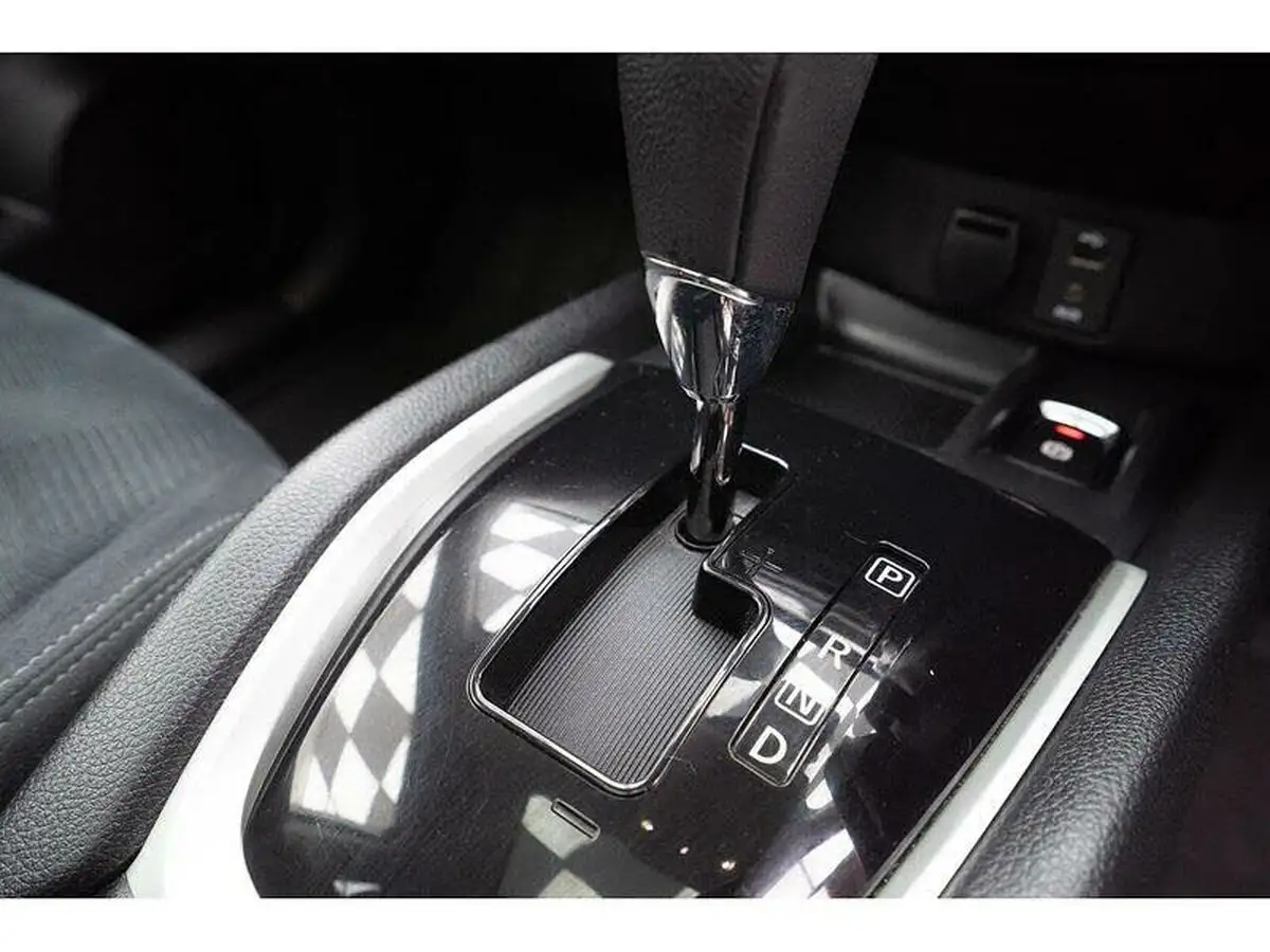 2016-nissan-x-trail-16dci-n-tec-7-seat-xtronic-cvt-big-37
