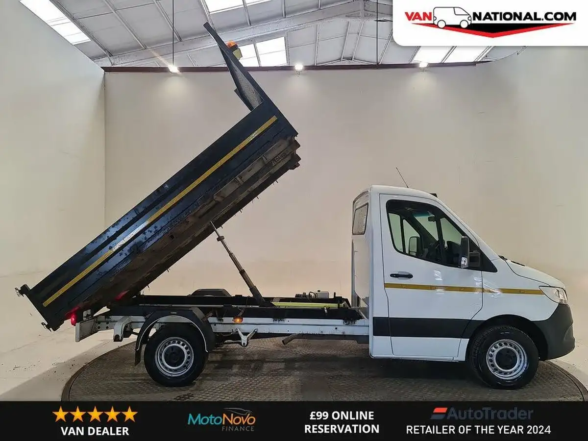 2022-mercedes-benz-sprinter-20cdi-315-l2h1-progressive-150pseu6dt-chassis-cab-rwd-big-3