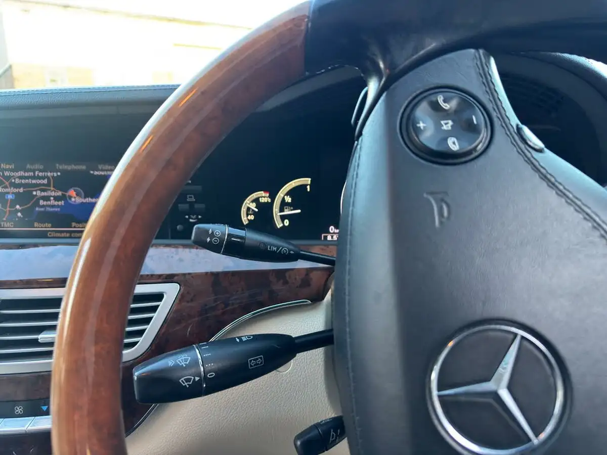 2009-mercedes-benz-s-class-30td-s320-cdi-big-44