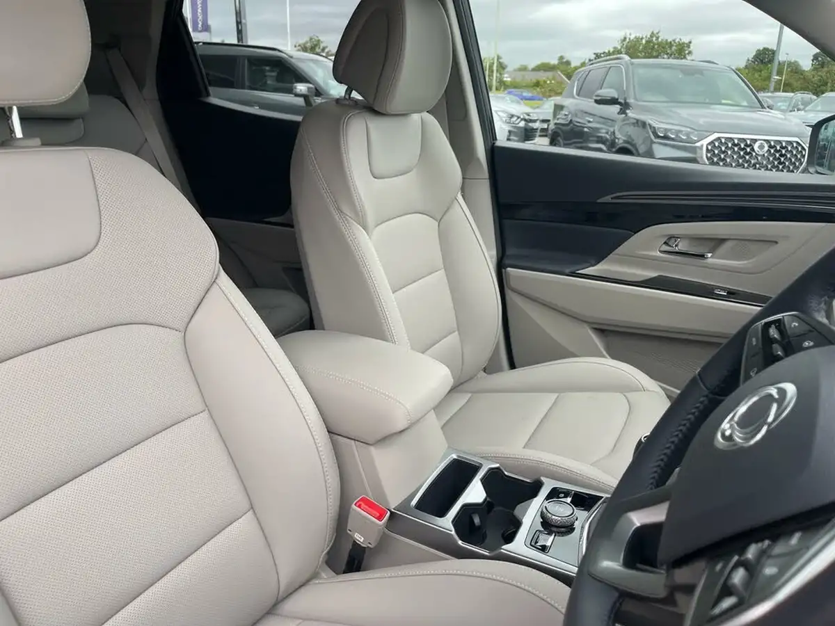 2024-kgm-ssangyong-korando-15-k40-big-28