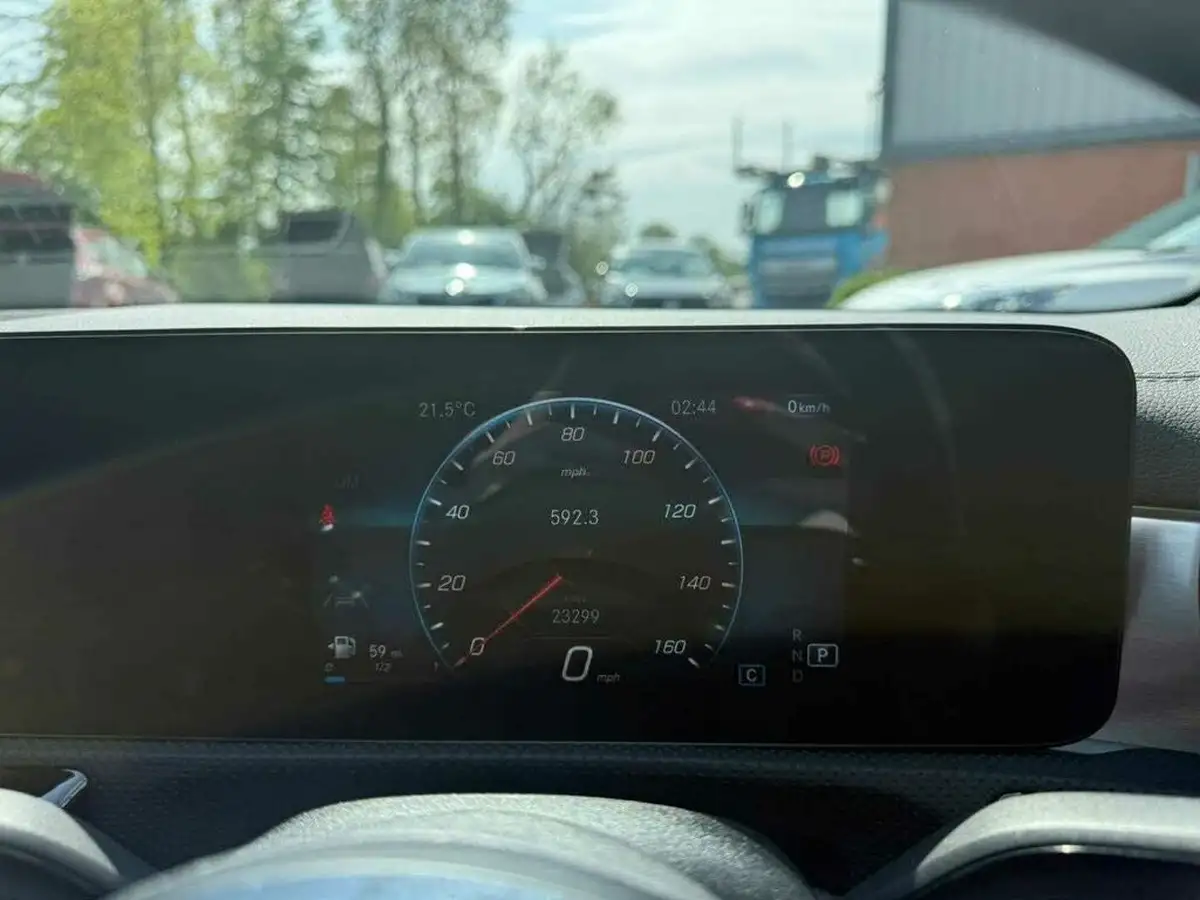 2022-mercedes-benz-a-class-13-a180-amg-line-executive-edition-hatchback-5d-7g-dct-big-26