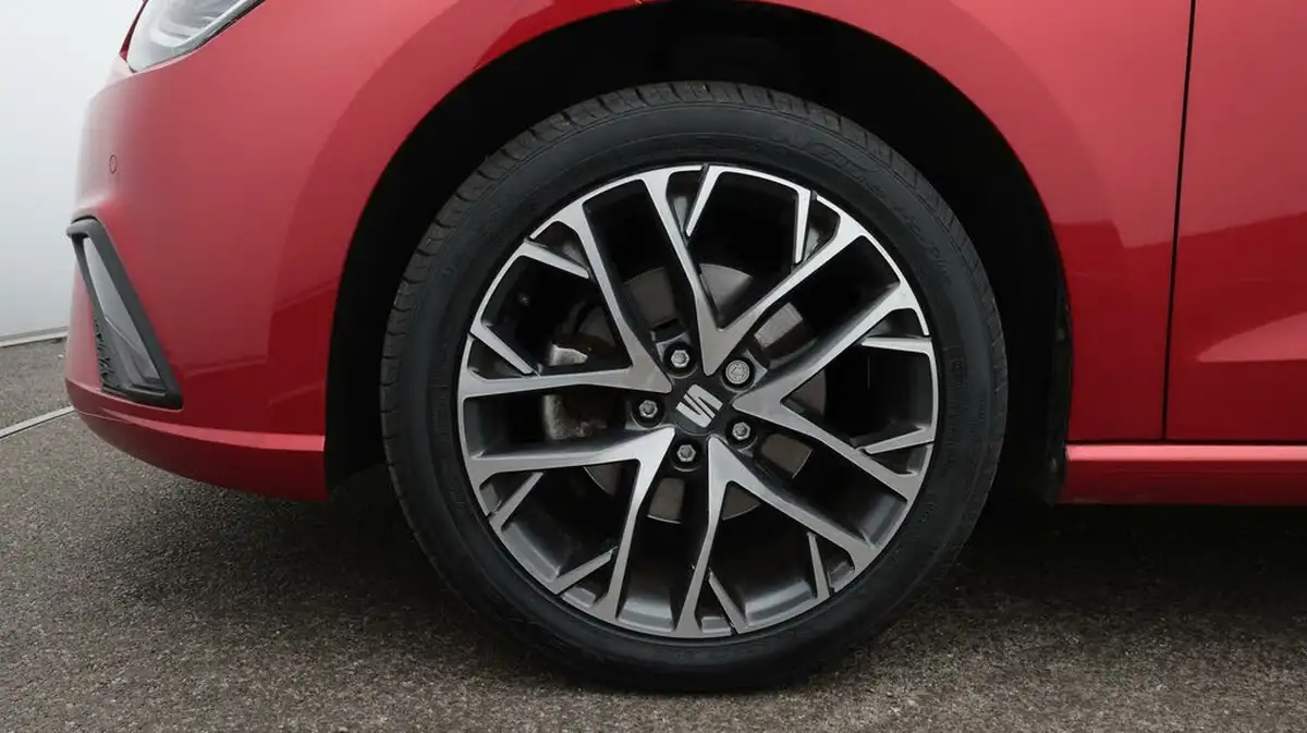 2022-seat-ibiza-10-tsi-xcellence-lux-110ps-dsg-big-18