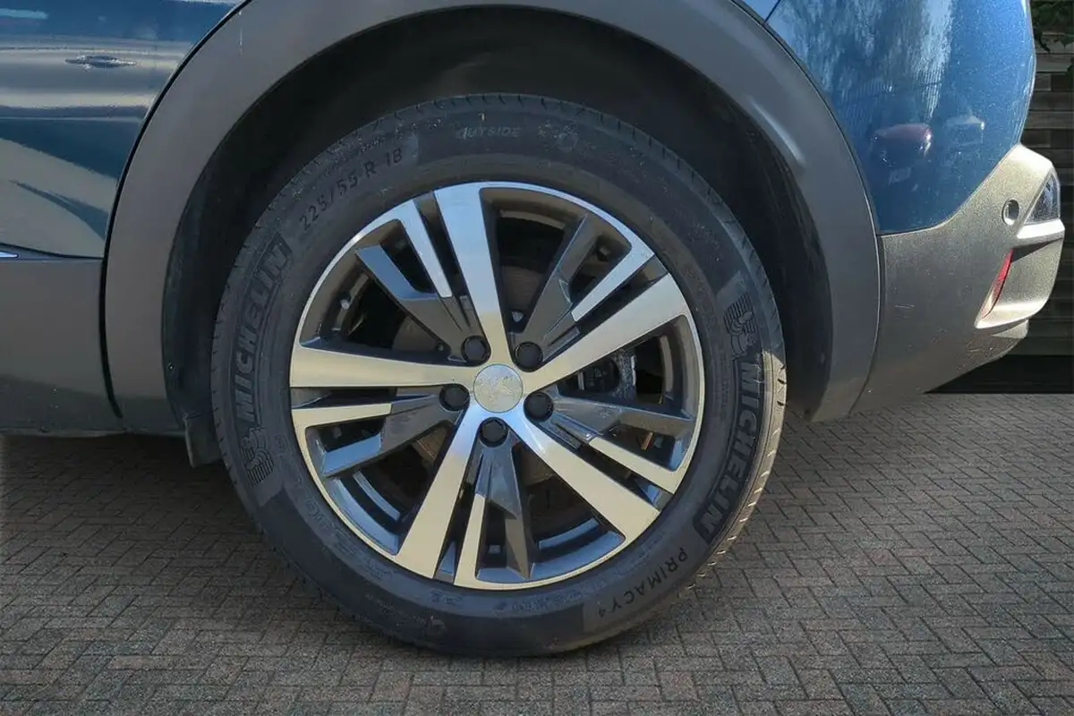 2022-peugeot-3008-suv-15-bluehdi-allure-premium-eat8-big-8