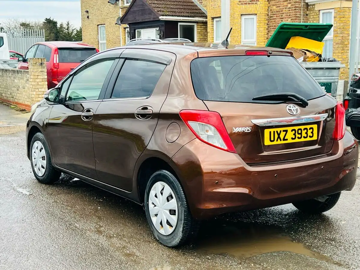 2012-toyota-yaris-133-tr-5d-m-drive-s-big-1