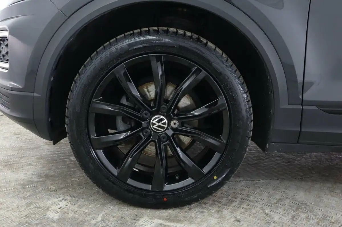 2021-volkswagen-t-roc-15-tsi-black-edition-dsg-big-29