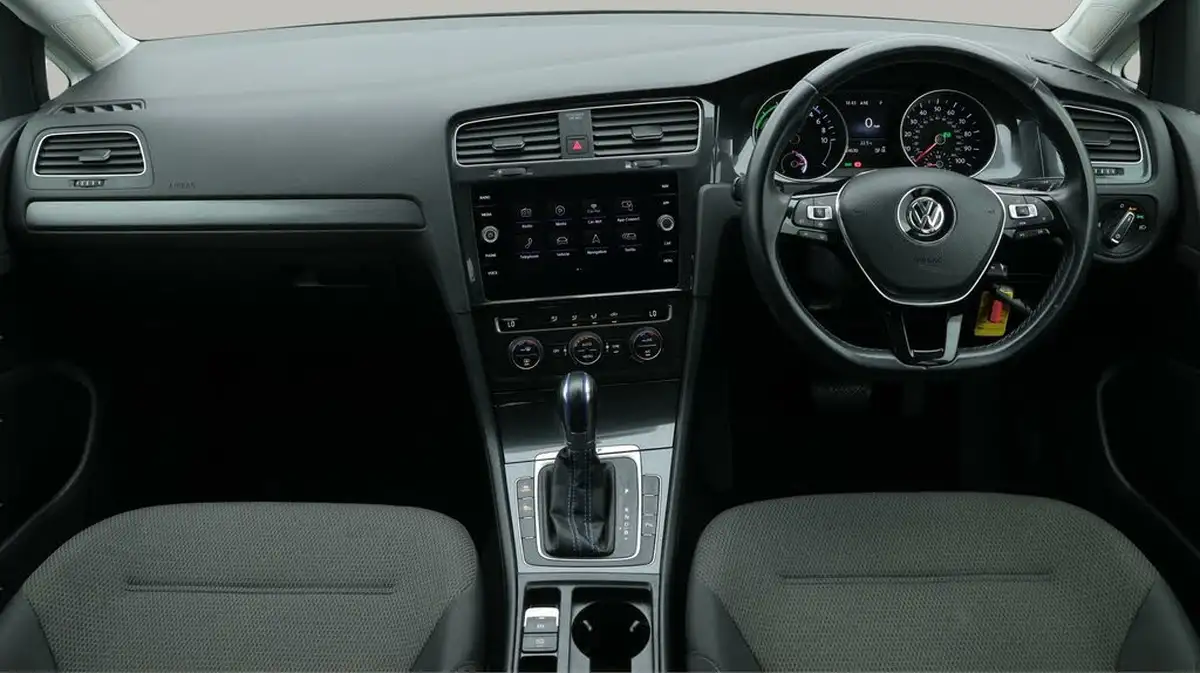 2019-volkswagen-golf-e-e-golf-big-13