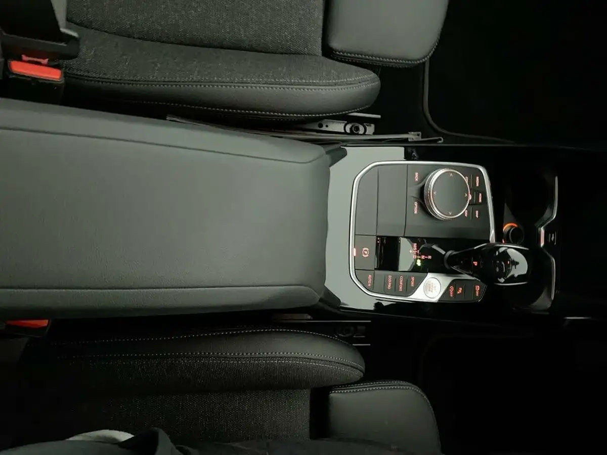 2020-bmw-1-series-20td-118d-sport-auto-big-31
