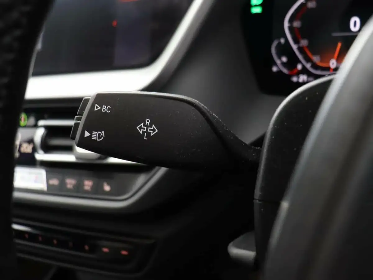 2022-bmw-1-series-15-118i-m-sport-lcp-big-45