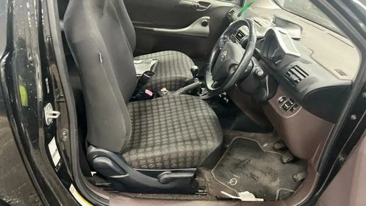 2009-toyota-iq-10-2-big-6
