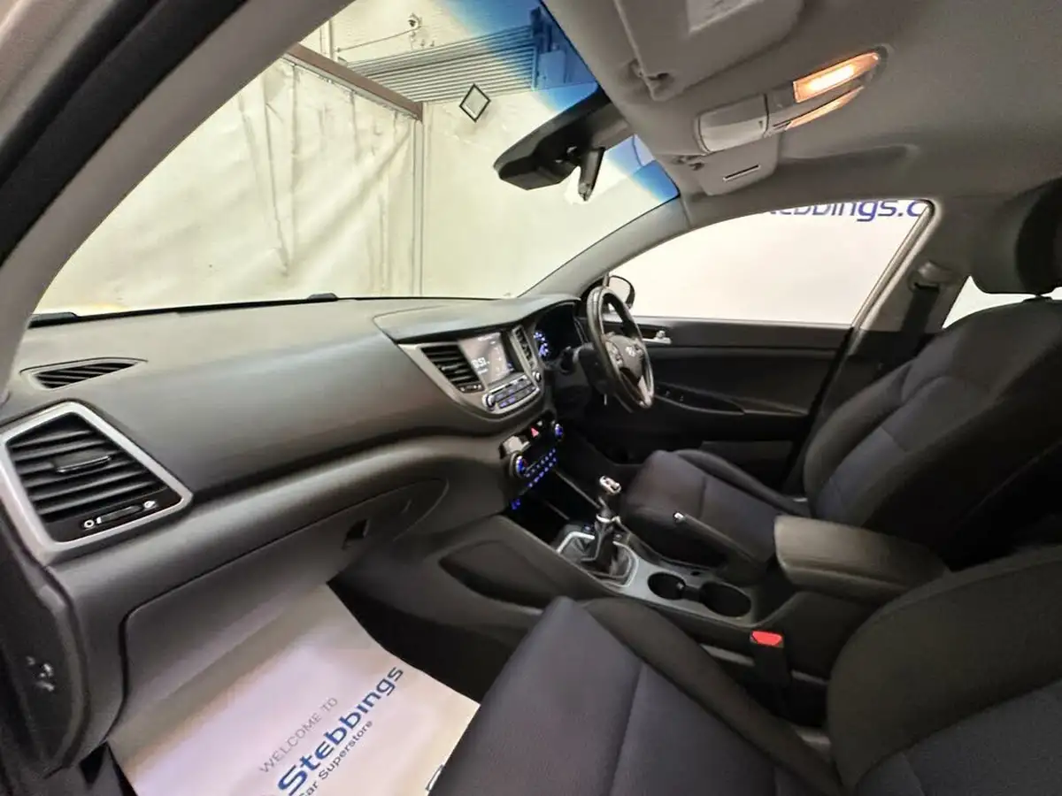 2018-hyundai-tucson-16-gdi-blue-drive-se-nav-big-20