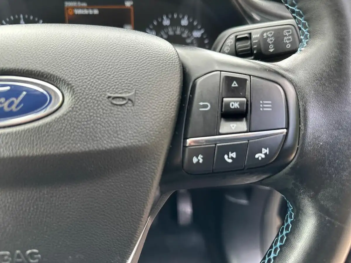 2023-ford-fiesta-10t-active-125ps-hybrid-mhev-big-26