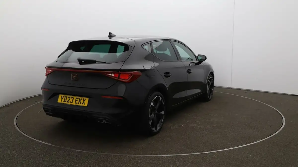 2023-cupra-leon-nf-15-etsi-v1-hatchback-big-46