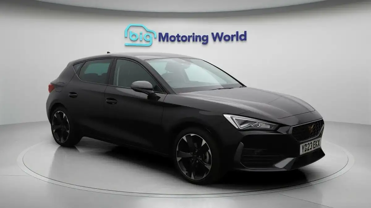 2023-cupra-leon-nf-15-etsi-v1-hatchback-big-1