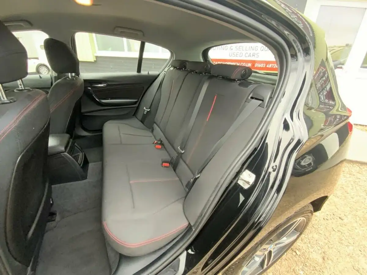 2015-bmw-1-series-20td-116d-sport-5d-big-32