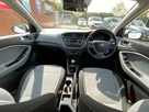 2015-hyundai-i20-12-se-hatchback-5d-small-8