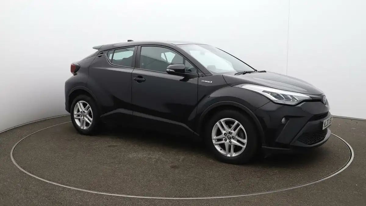 2020-toyota-c-hr-18-vvt-i-icon-parking-pack-big-38