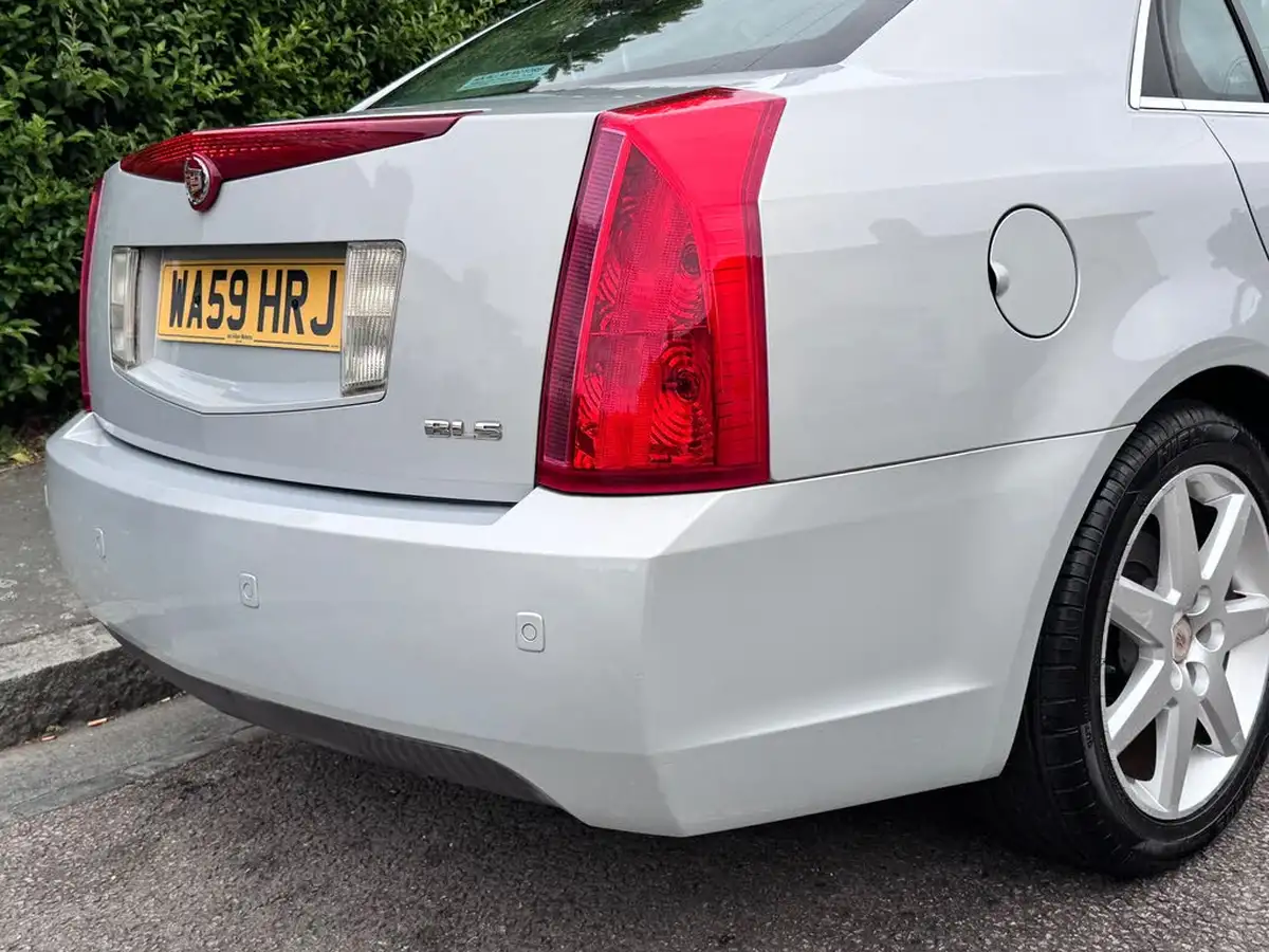 2009-cadillac-bls-20-elegance-175ps-saloon-4d-auto-big-13