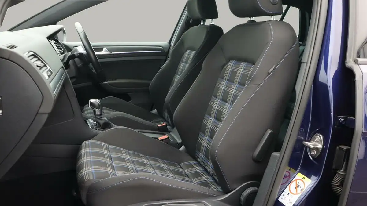 2020-volkswagen-golf-14-tsi-gte-advance-big-14