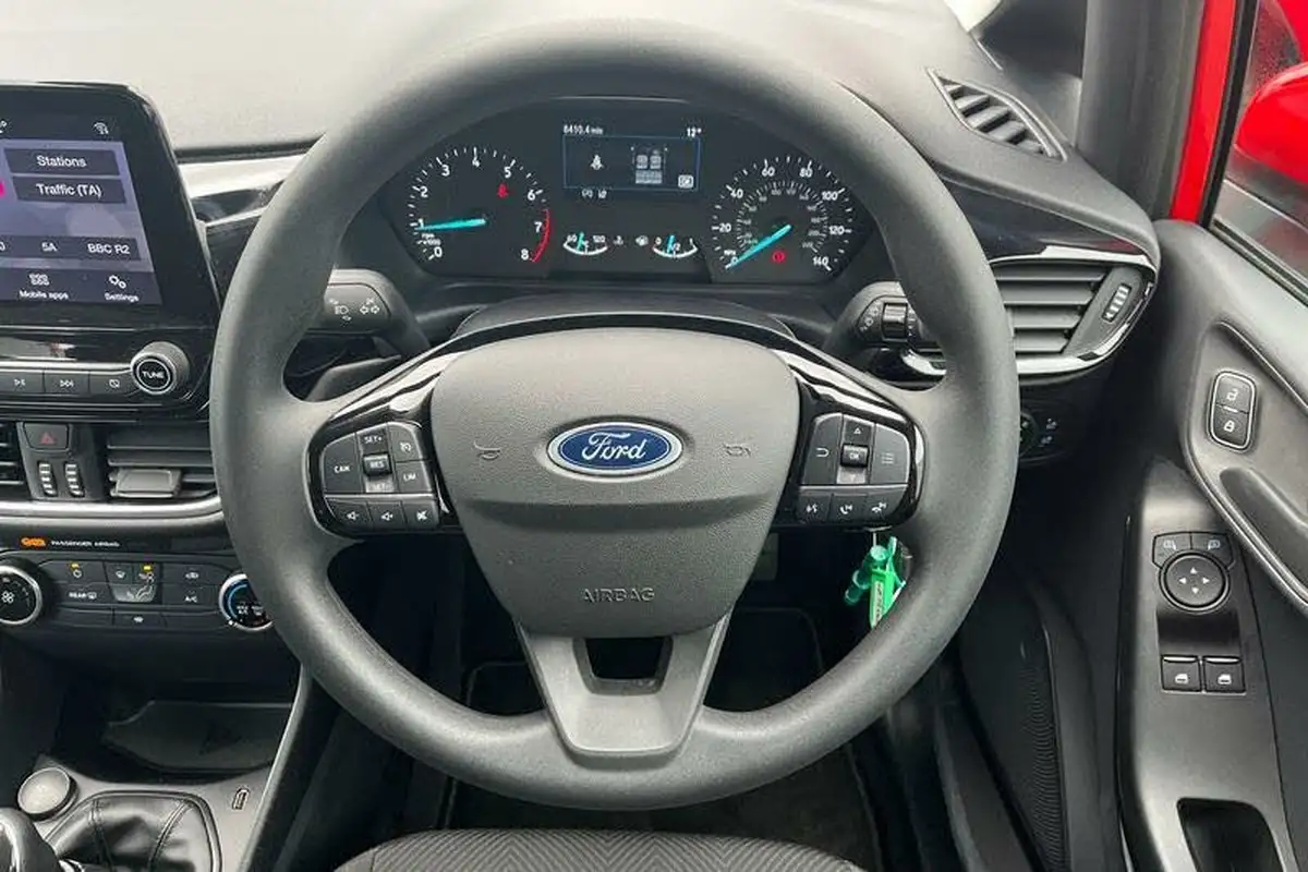 2022-ford-fiesta-10t-trend-100ps-5d-big-11