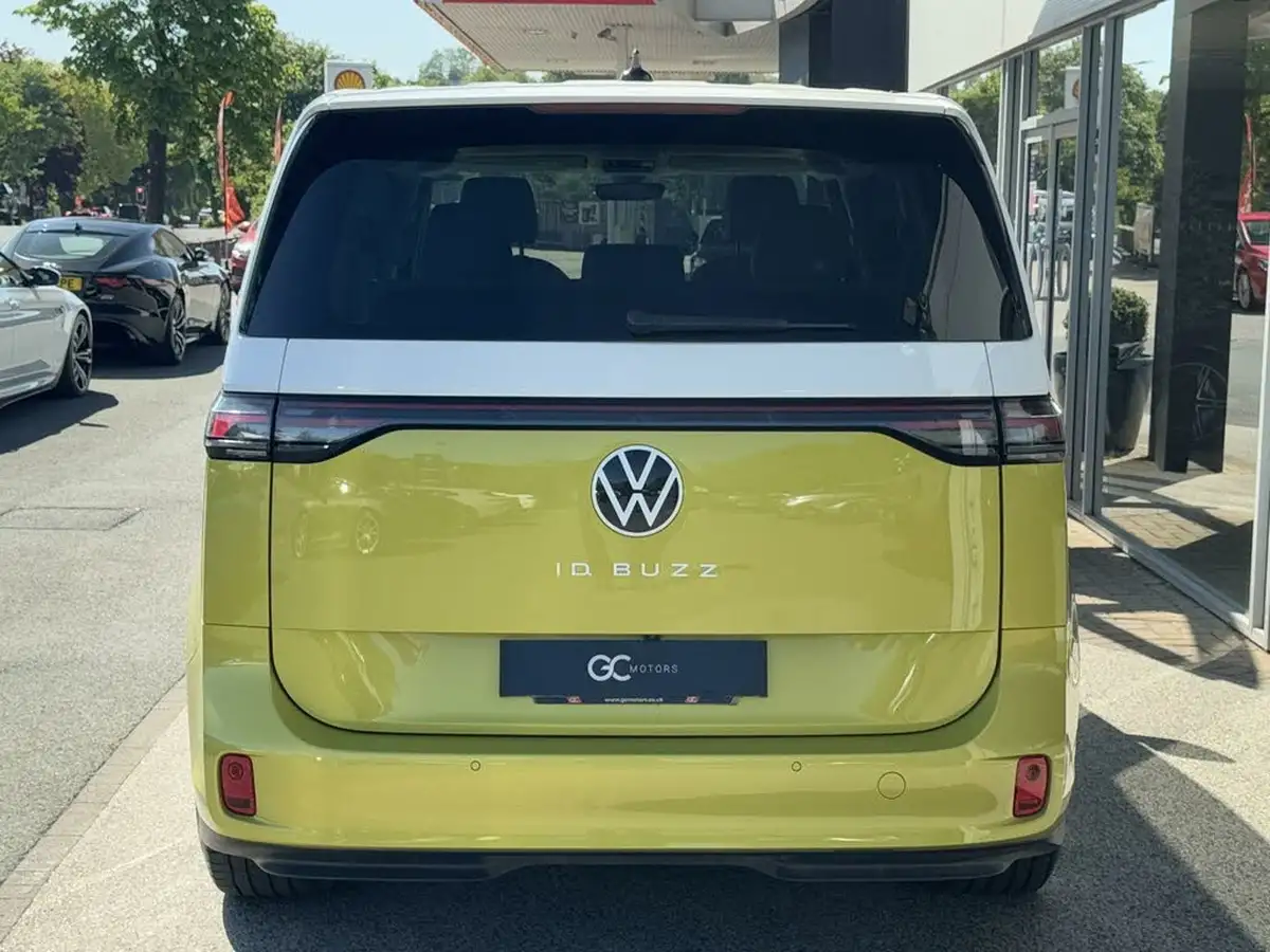 2023-volkswagen-idbuzz-e-style-standard-big-6