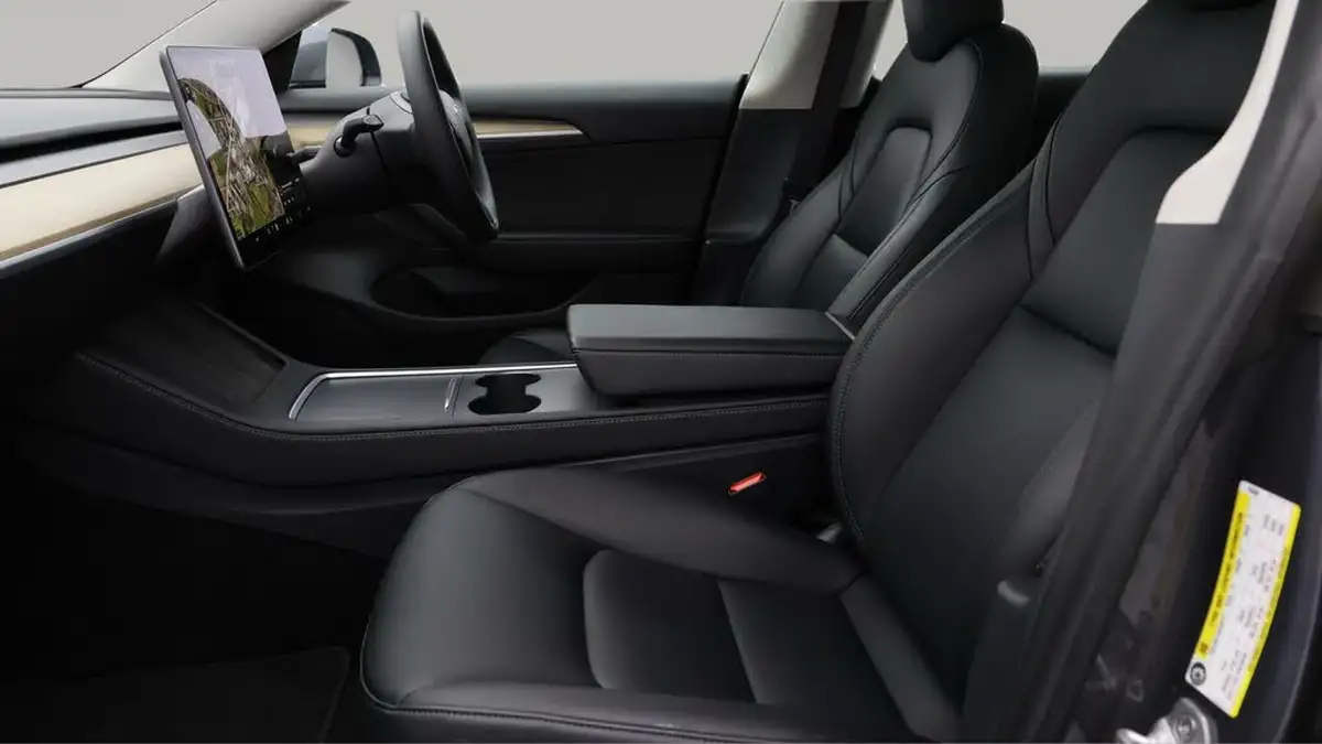 2021-tesla-model-3-e-long-range-awd-big-13