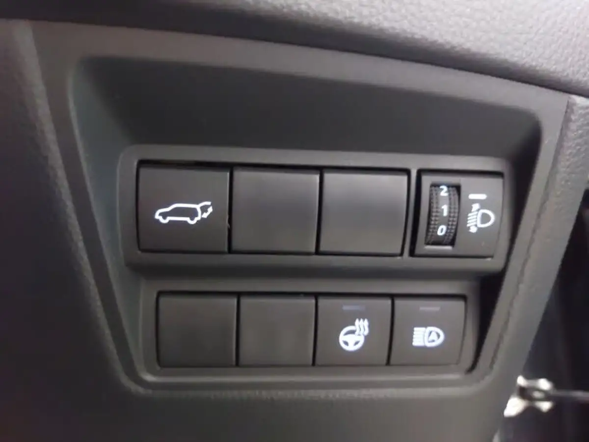 2023-toyota-yaris-cross-15-vvt-i-excel-awd-i-big-17