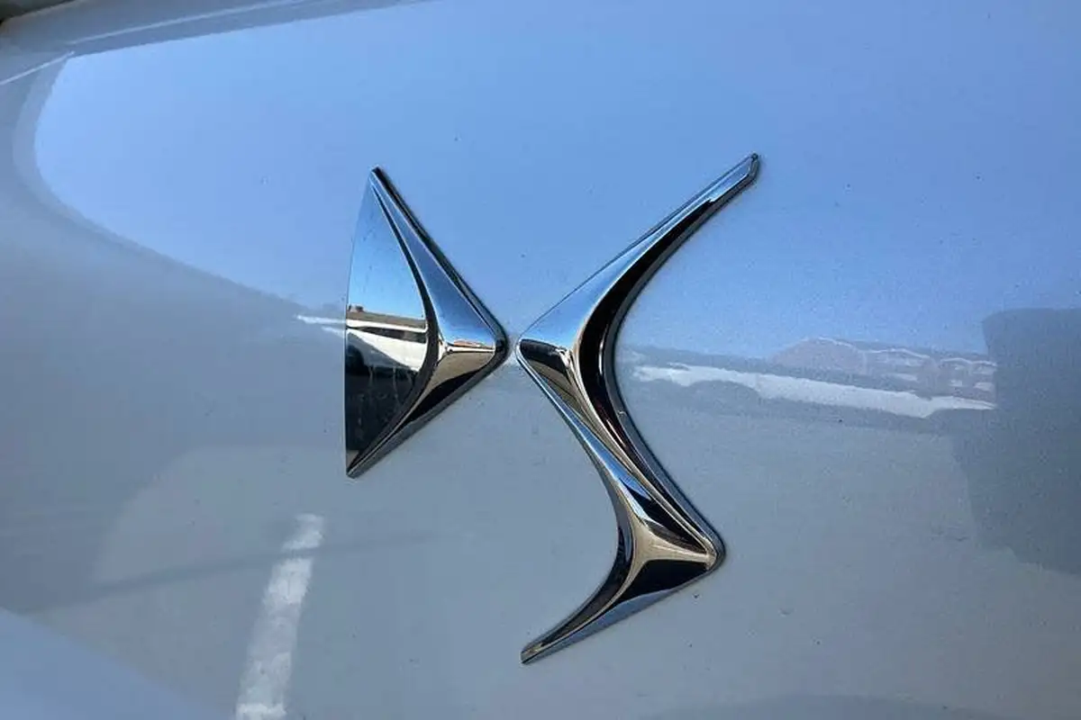 2022-ds-ds-3-crossback-e-tense-rivoli-big-39