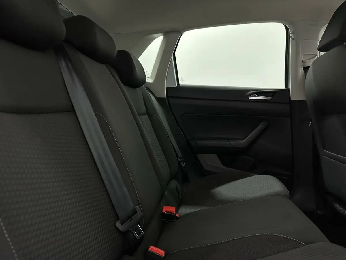 2018-volkswagen-polo-10-tsi-se-big-37