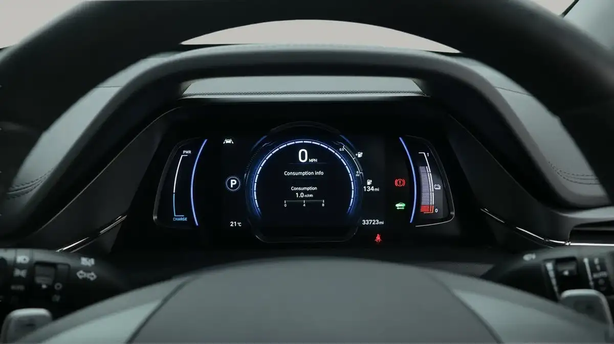 2021-hyundai-ioniq-e-premium-electric-100kw-big-10