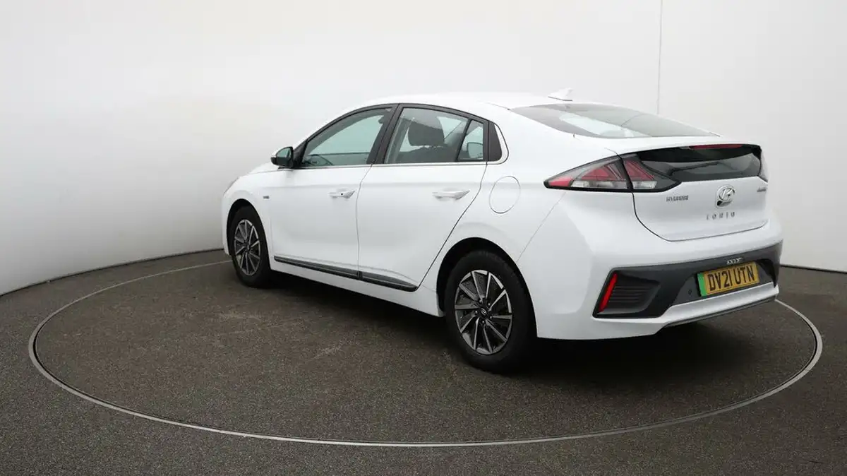 2021-hyundai-ioniq-e-premium-electric-100kw-big-62