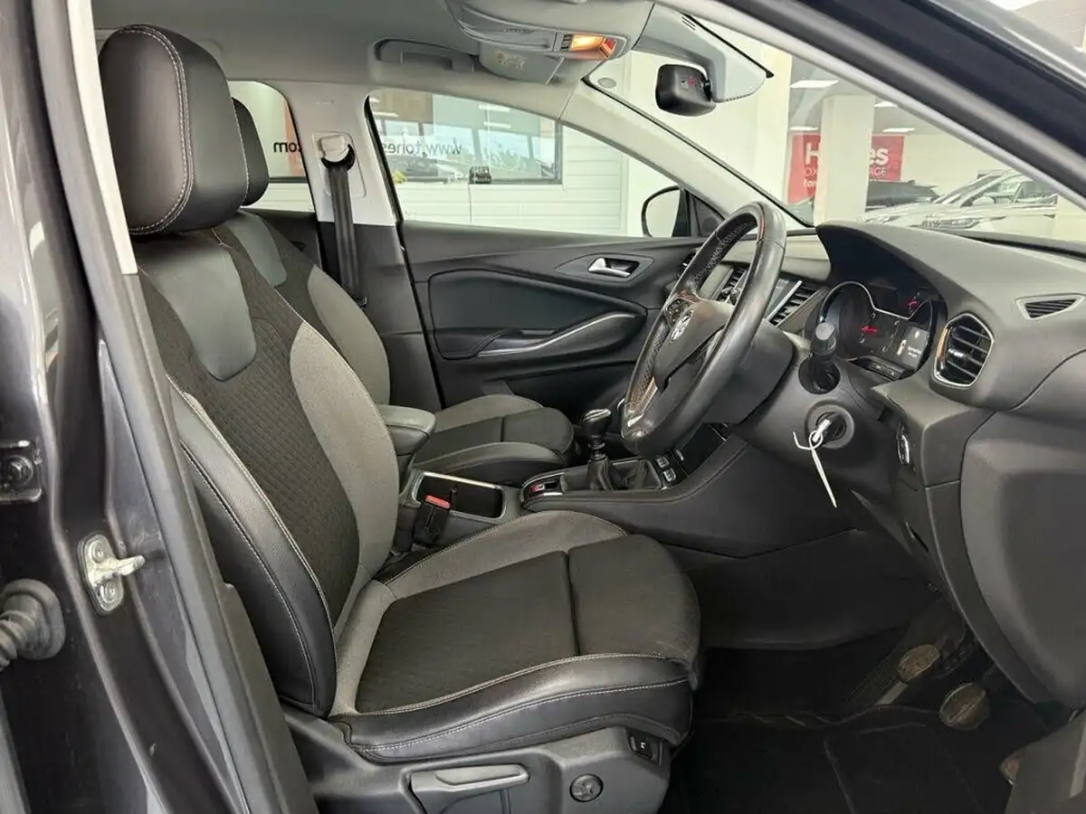 2020-vauxhall-grandland-x-15td-business-edition-nav-ecotec-blueinjection-big-23