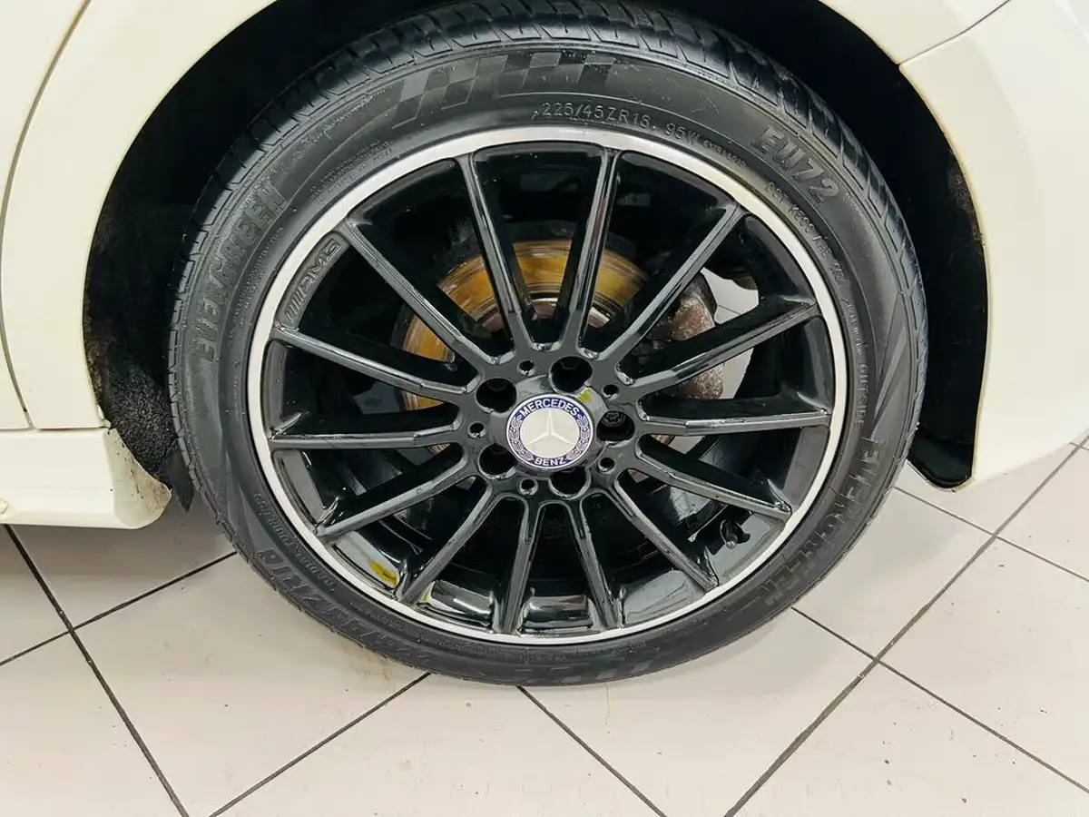 2014-mercedes-benz-a-class-18-cdi-a200-amg-sport-big-28