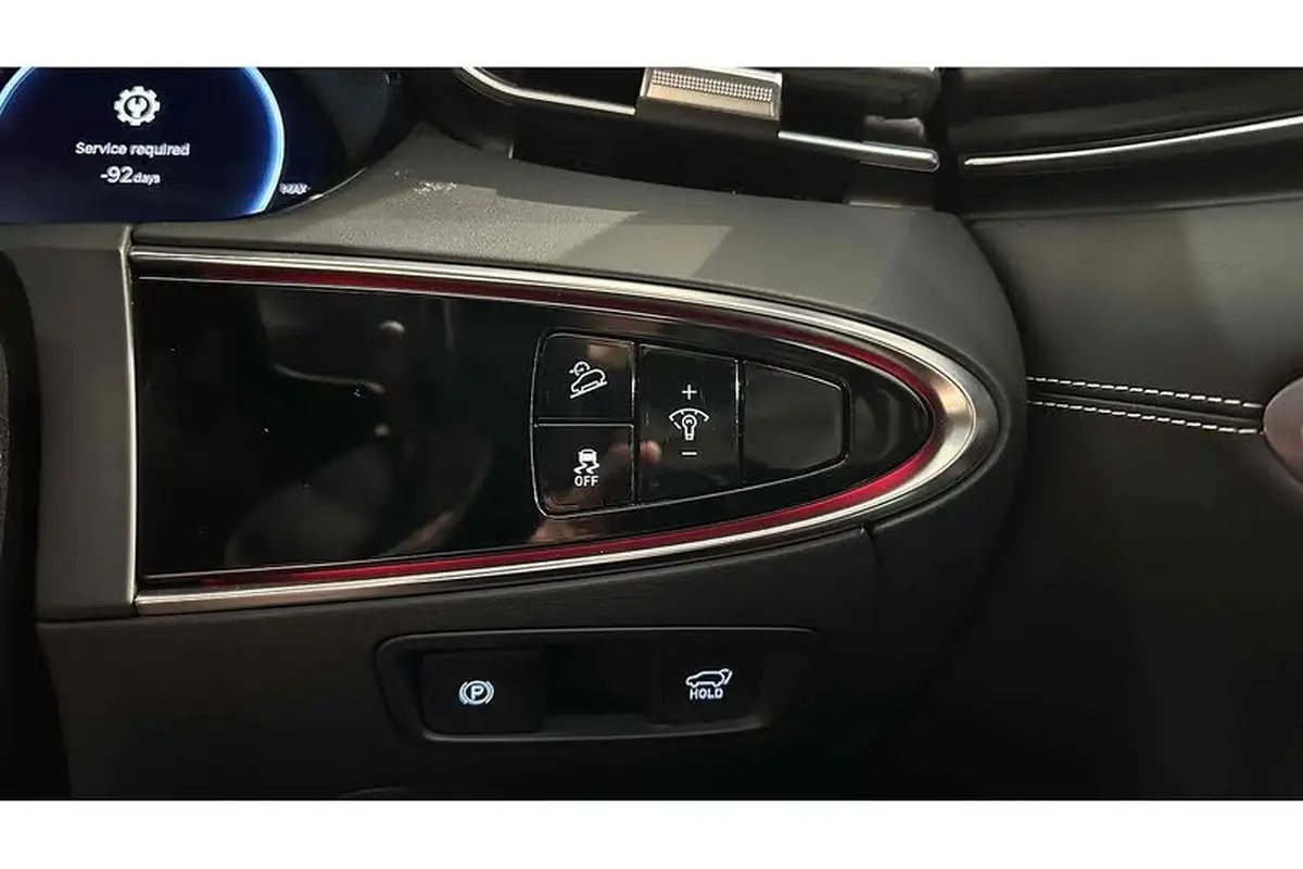 2023-genesis-gv70-e-sport-line-big-35