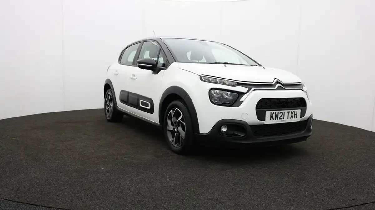 2021-citroen-c3-12-puretech-shine-83ps-big-45