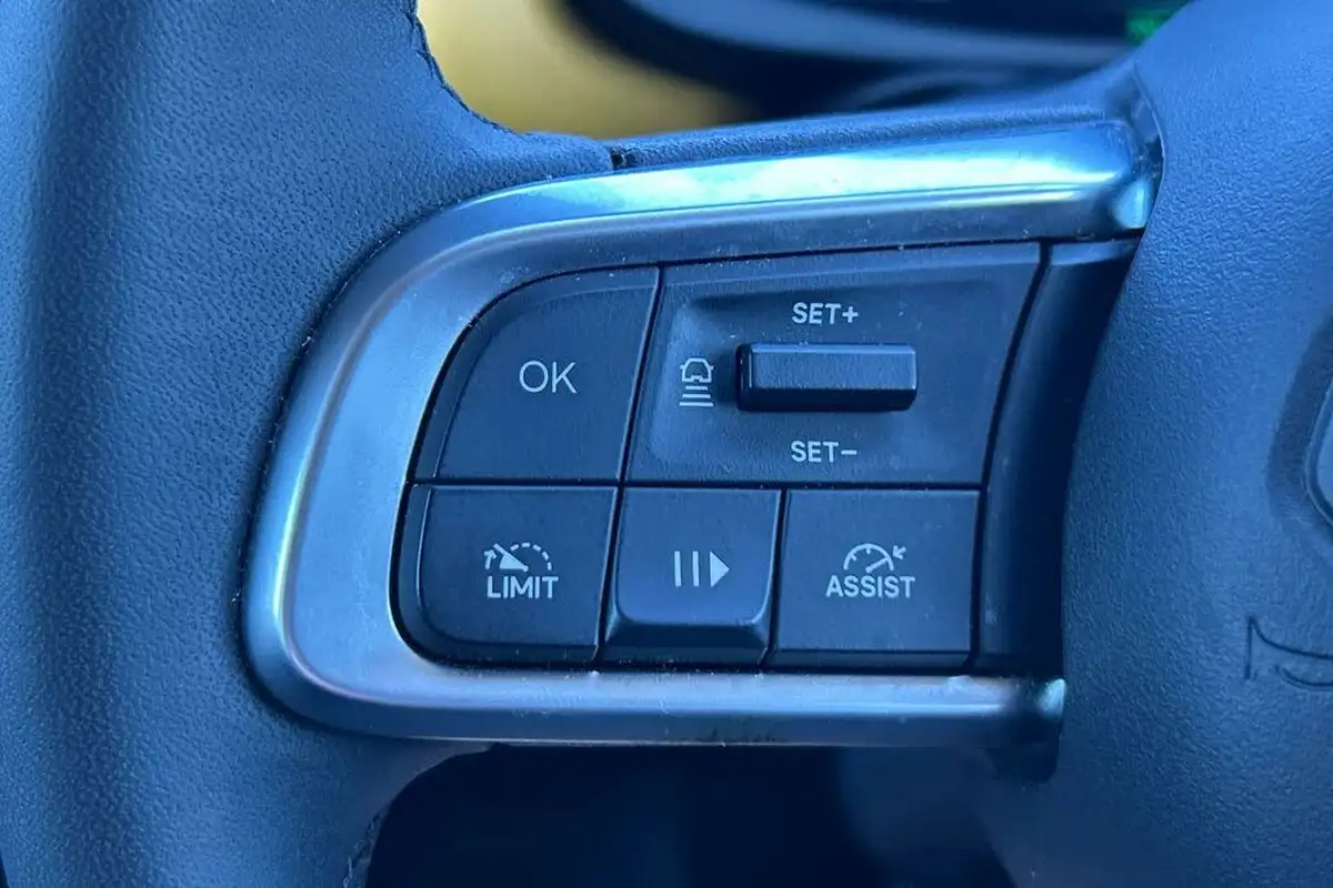 2023-jeep-avenger-e-1st-edition-big-15