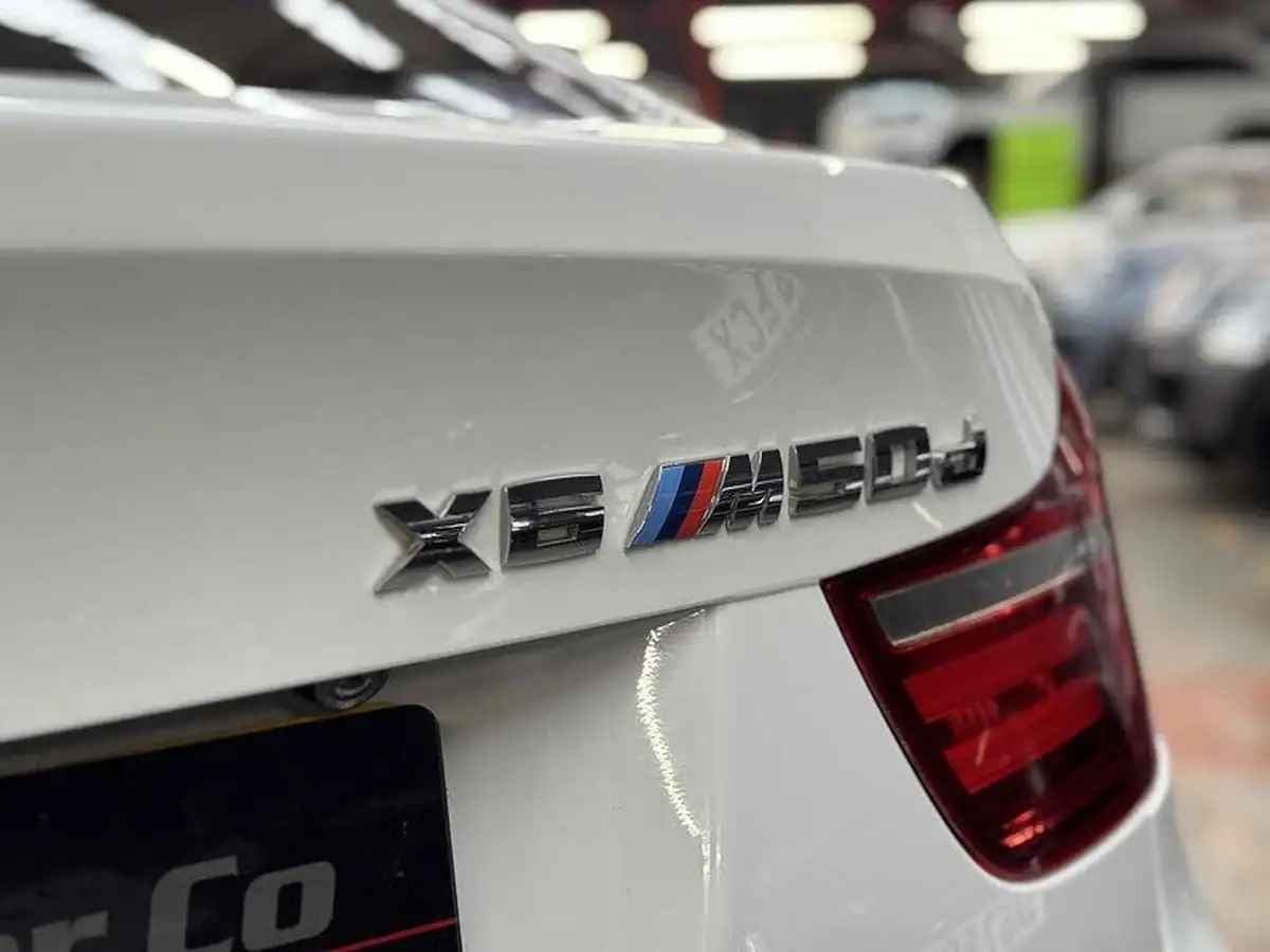 2013-bmw-x6-30td-m50d-big-21