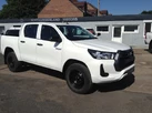 2021-toyota-hi-lux-24d-4d-active-150hpeu6dt-e-double-pick-up-small-1
