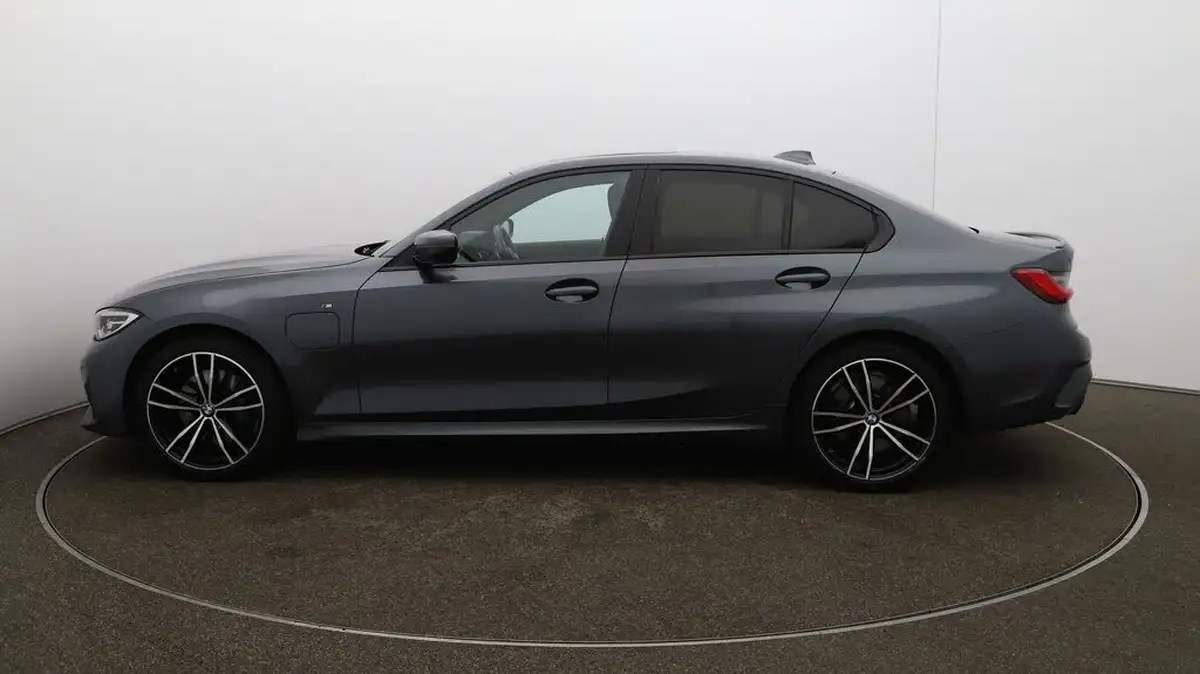 2020-bmw-3-series-20-330e-m-sport-tech-pack-saloon-4d-big-65