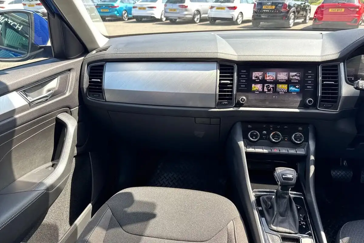 2022-skoda-kodiaq-15-tsi-se-5-dsg-big-19