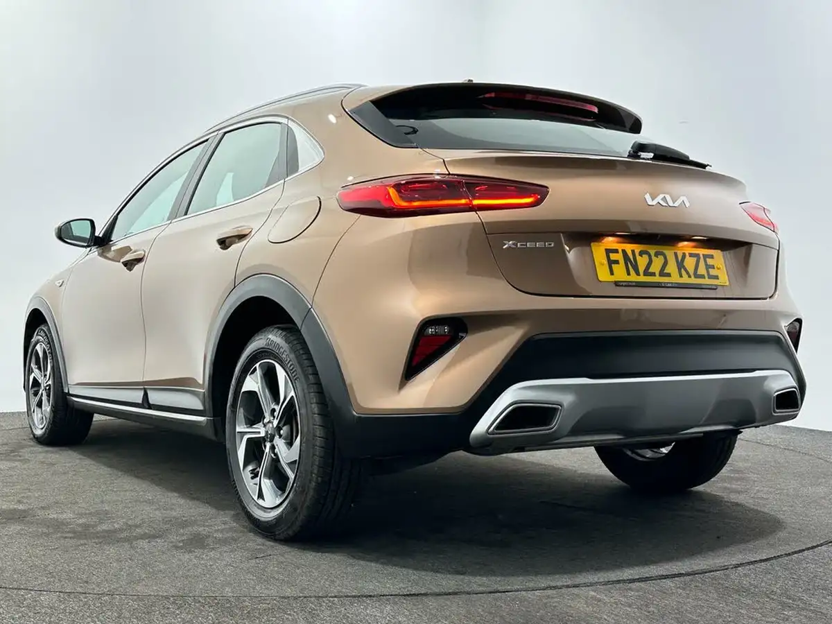 2022-kia-xceed-10-t-gdi-2-big-46