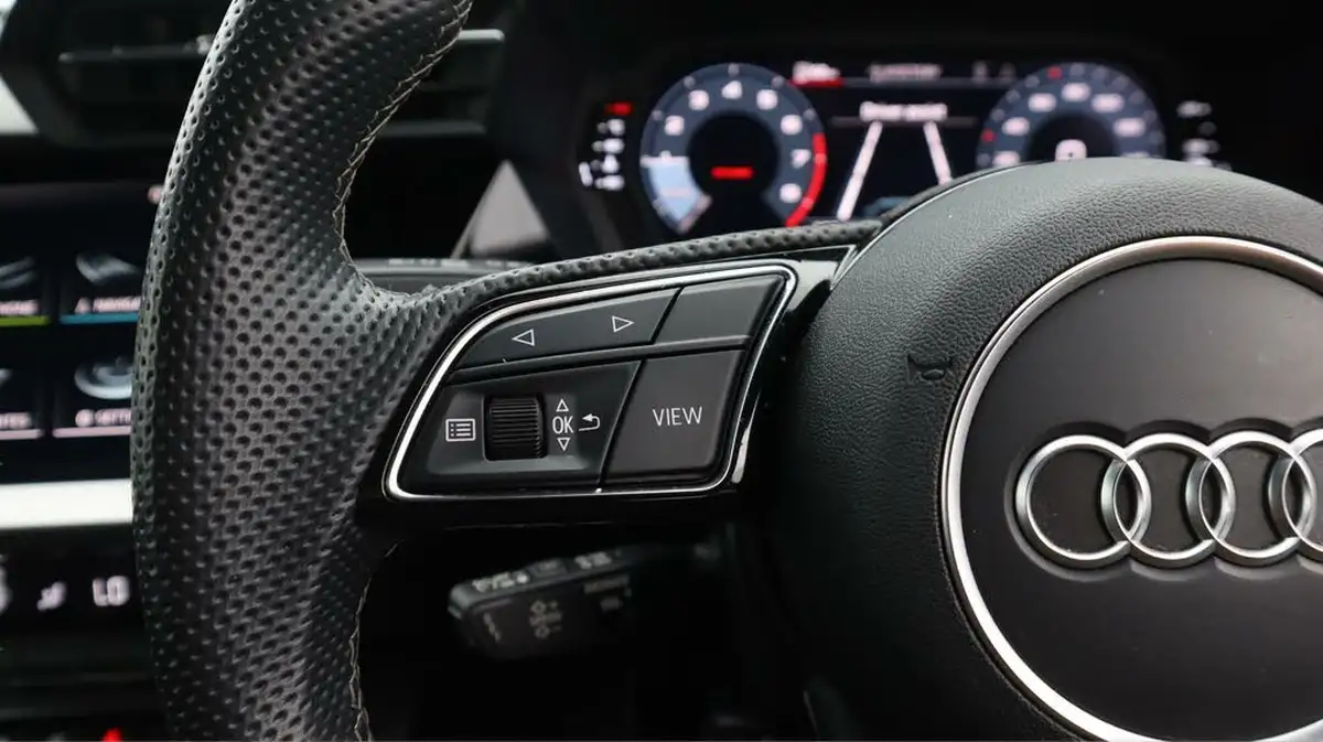 2023-audi-a3-15-35-tfsi-s-line-sportback-5d-big-24