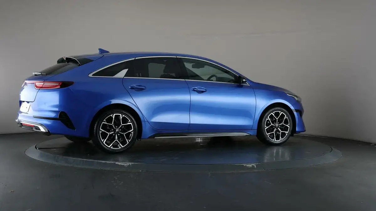 2022-kia-pro-ceed-15-t-gdi-gt-line-big-63