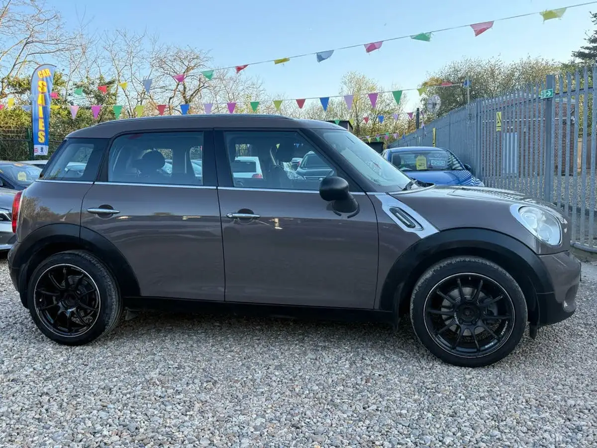 2012-mini-countryman-big-8