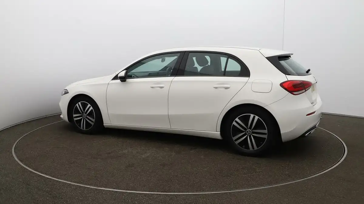 2021-mercedes-benz-a-class-15d-a180d-sport-hatchback-5d-7g-dct-big-45