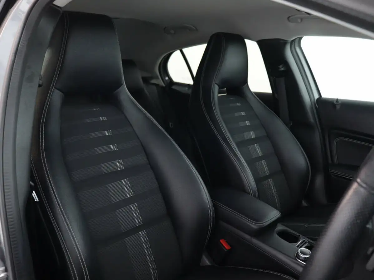 2020-mercedes-benz-gla-class-16-gla-180-urban-edition-7g-dct-big-42