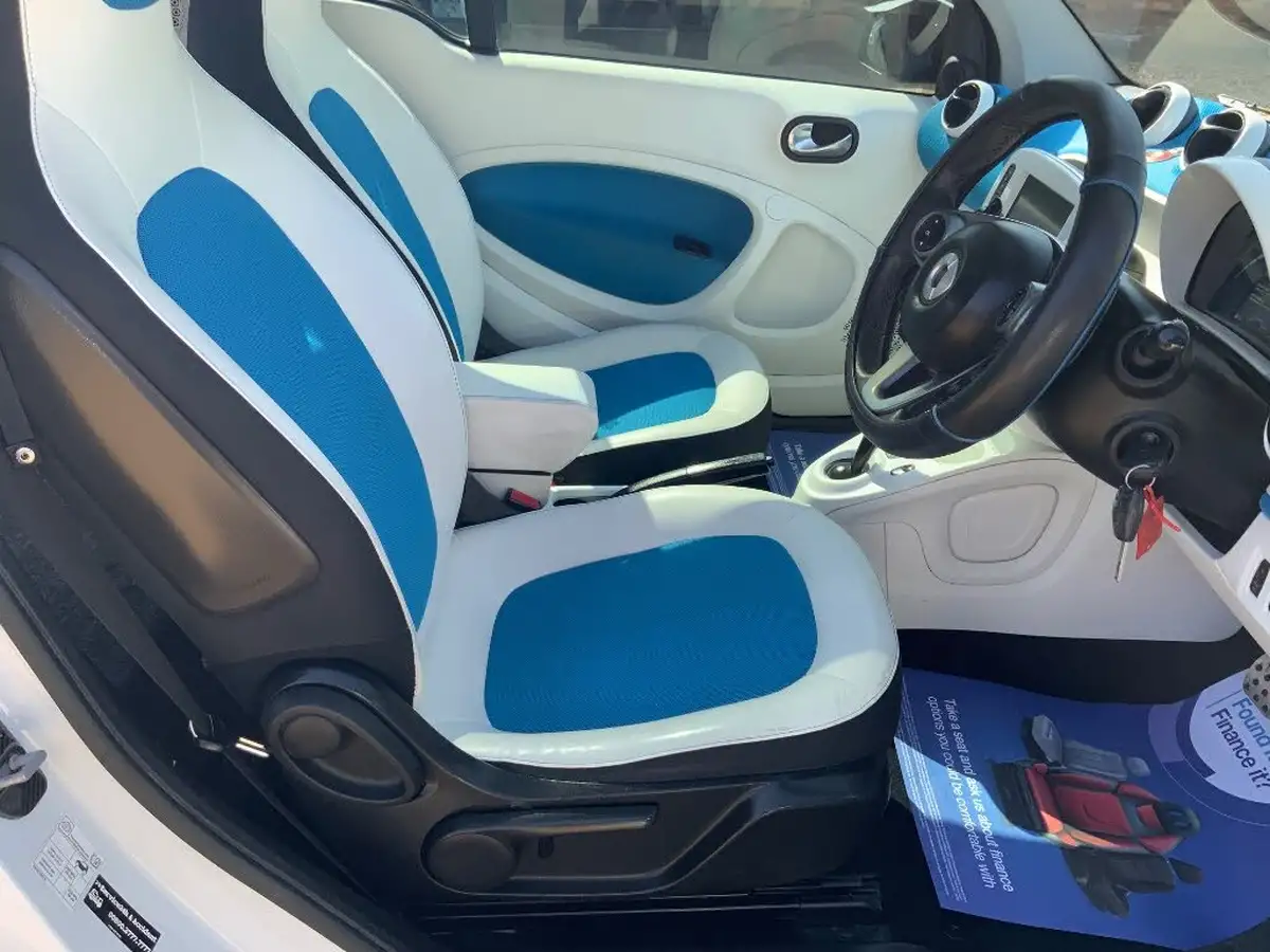 2016-smart-fortwo-10-proxy-premiumss-coupe-twinamic-big-9