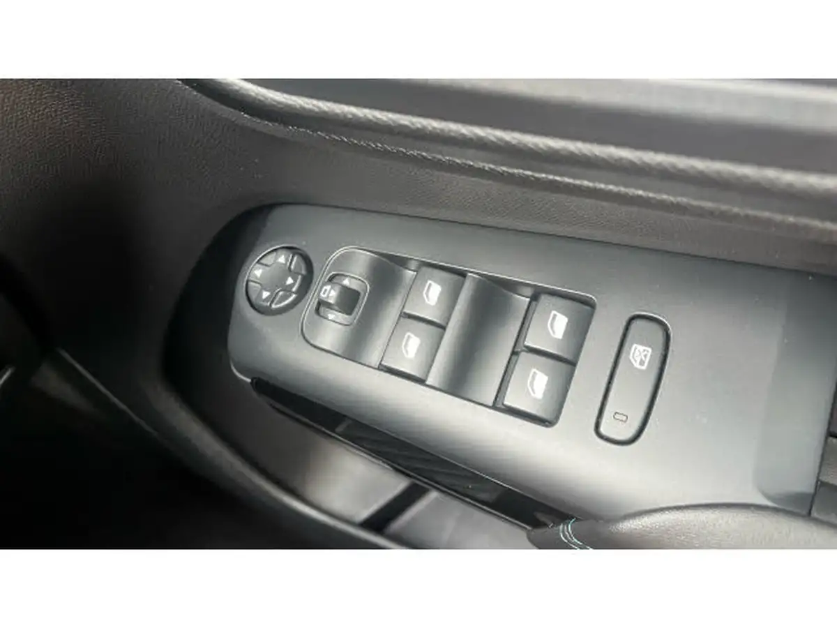 2024-citroen-c5-aircross-16-puretech-max-big-29