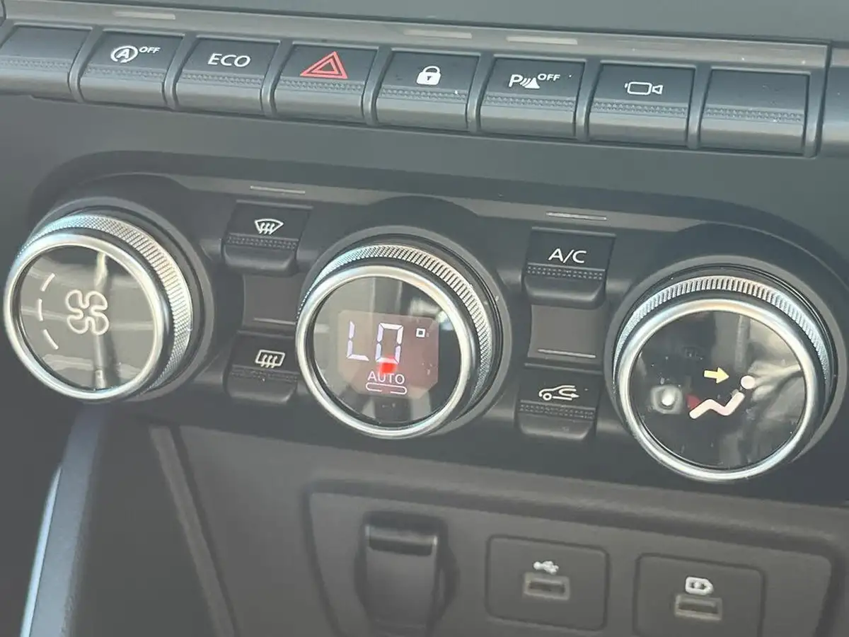 2022-dacia-duster-13-tce-prestige-130bhp-big-28