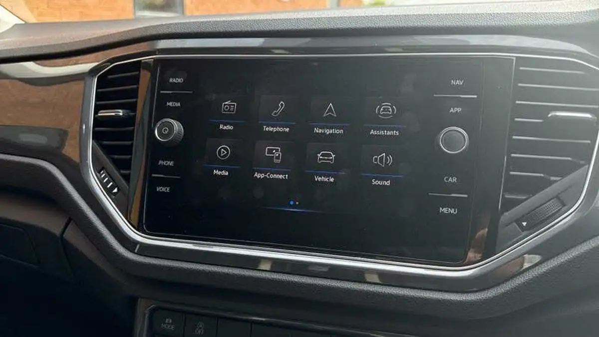 2021-volkswagen-t-roc-15-tsi-sel-dsg-big-6